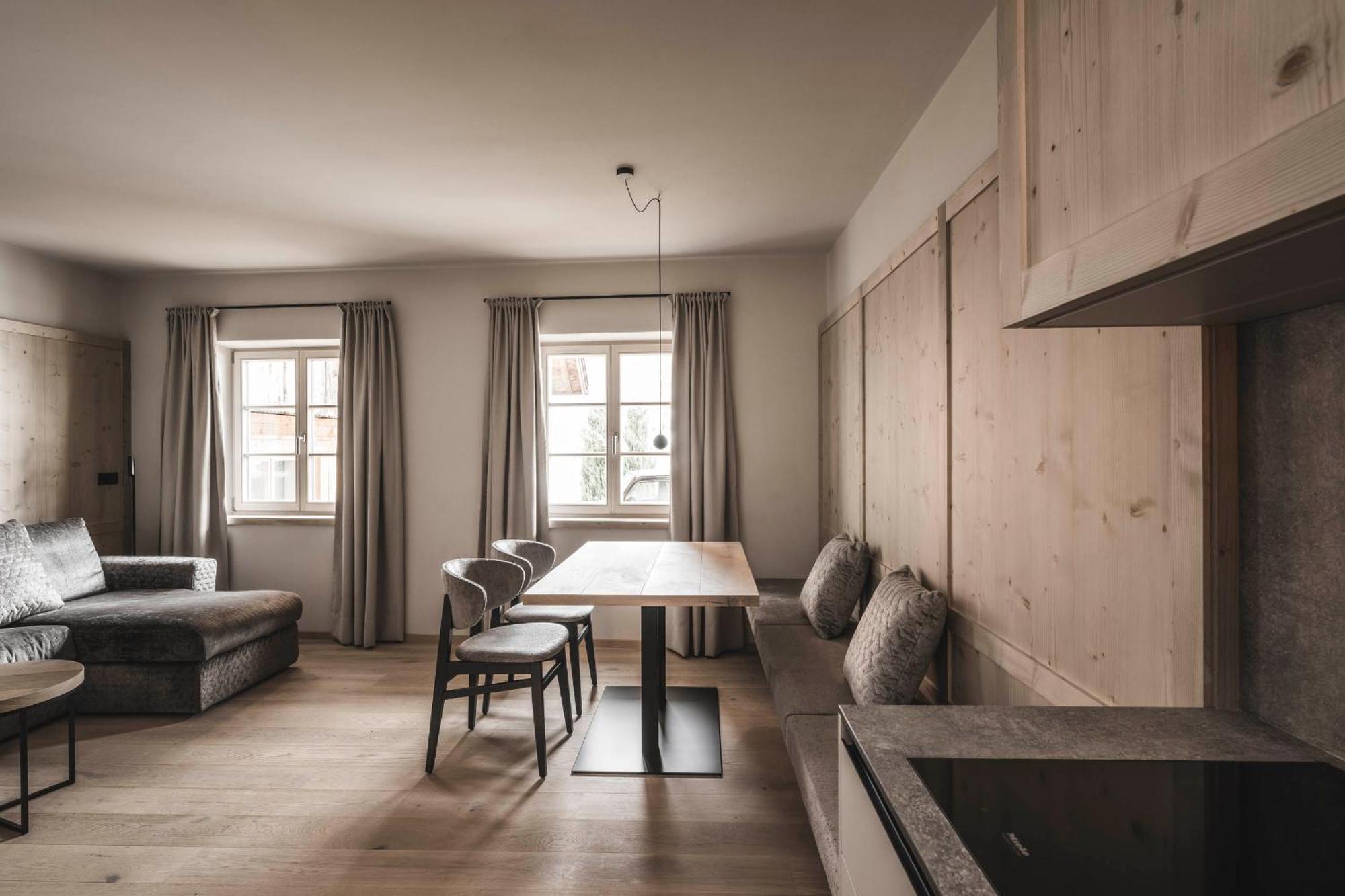 Hofergut Suites & Apartments Riscone Kültér fotó